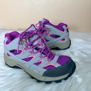 MERRELL KIDS' MOAB 2 MID WATERPROOF BOOT PALOMA/BERRY Size 1